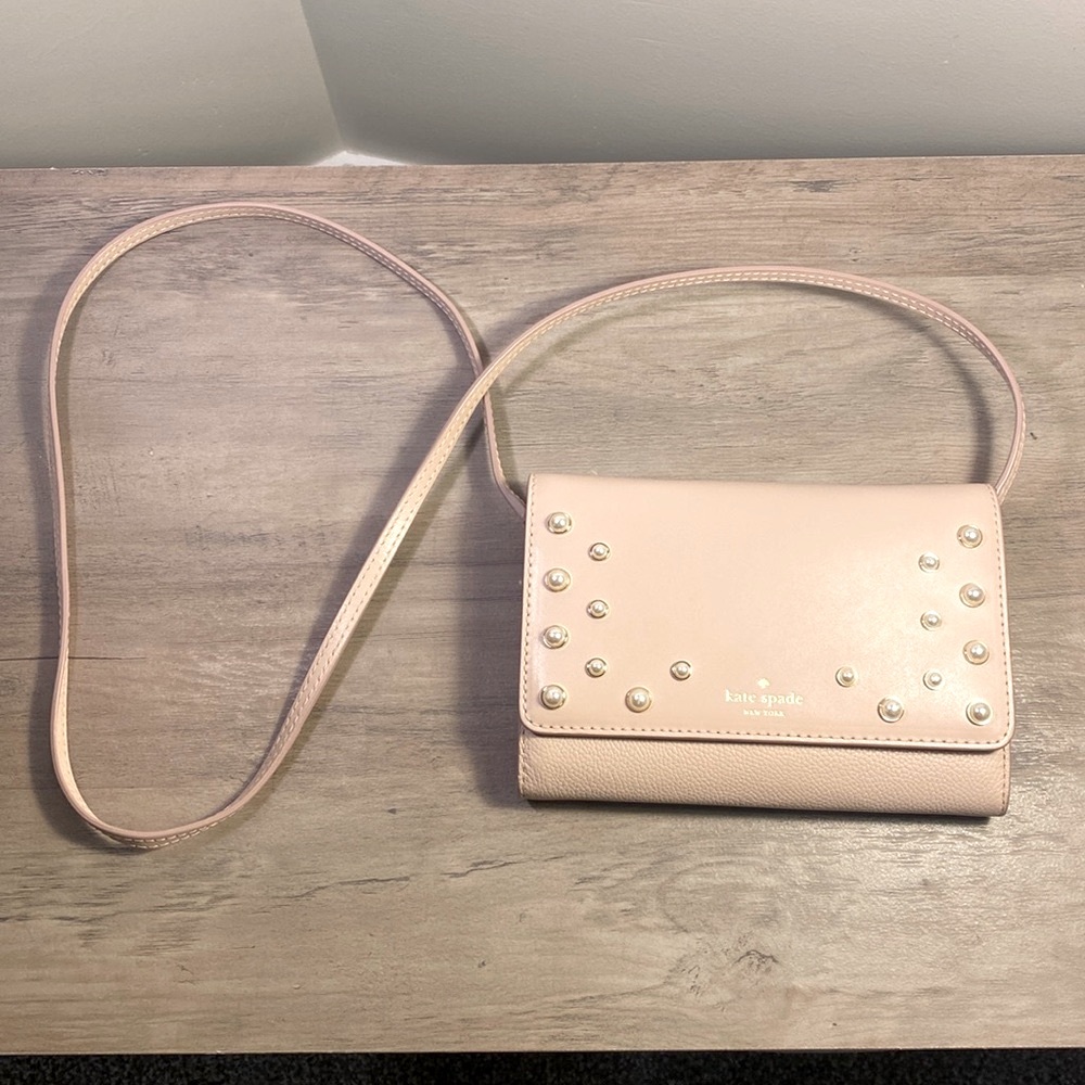 NWOT. Kate Spade Blush Pink Purse with Pearl Detailing. - Picture 3 of 12